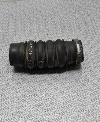 Renault Clio III Intercooler hose/pipe