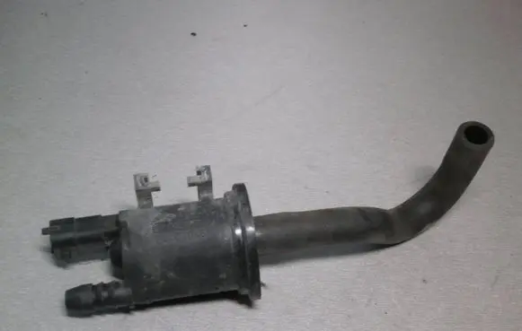 Opel Vectra C Vacuum valve 24404048 5WK9187