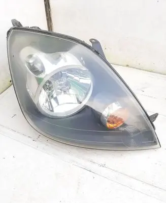 Ford Fiesta Headlight/headlamp 084311172