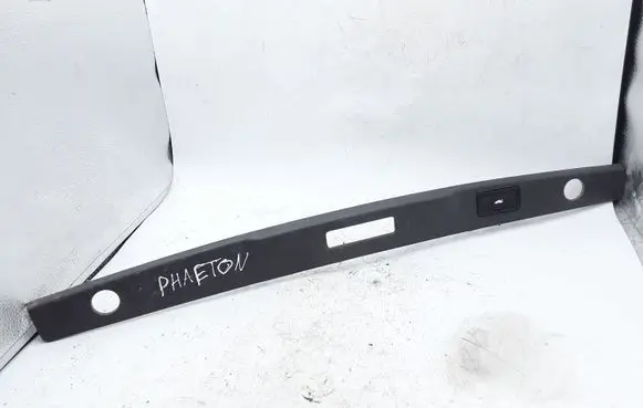 Volkswagen Phaeton Bottom trim 3D5868503A