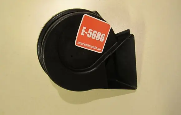 Volkswagen Polo IV 9N3 Horn signal 6Q0951223G