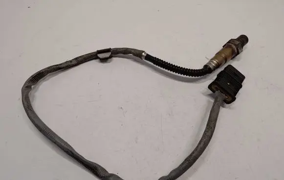 BMW 5 F10 F11 Lambda probe sensor 7589475 11787589475 0258010162