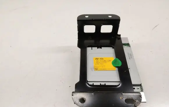 Hyundai ix35 Sound amplifier 963702Y000