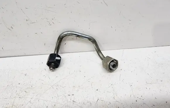 Fuel injector supply line/pipe