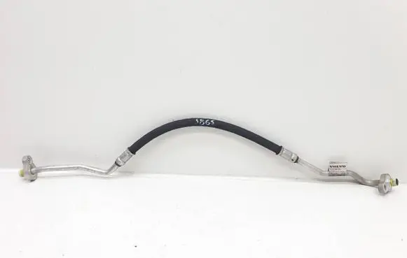 Volvo XC60 Air conditioning (A/C) pipe/hose 32226282