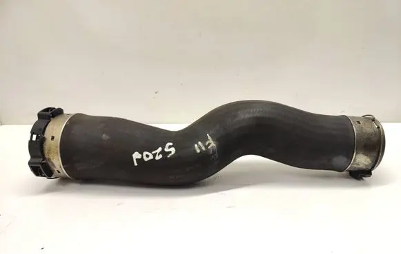 BMW 5 F10 F11 Intercooler hose/pipe 521108A