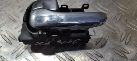 Nissan Almera Tino Front door interior handle