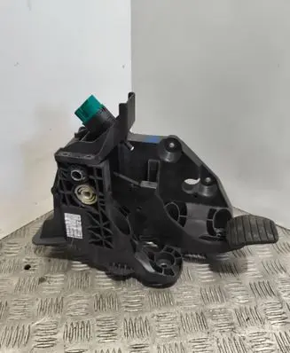 Renault Trafic III (X82) Brake pedal 465016415R 0953568 93459474