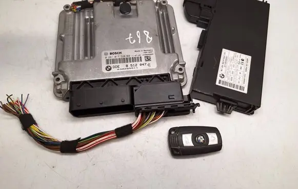 BMW 3 E90 E91 Engine ECU kit and lock set 8512047 13618512047 0281017520