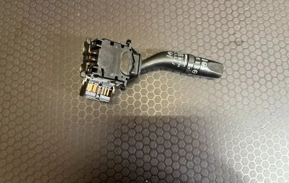Mazda MX-6 Wiper control stalk 17D254