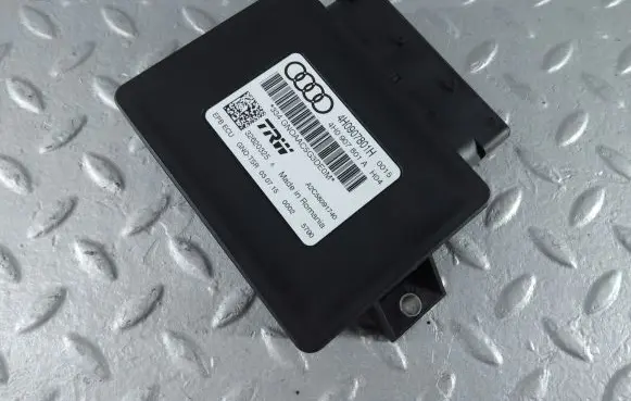 Audi A8 S8 D4 4H Hand brake control module 4H0907801H 4H0907801A