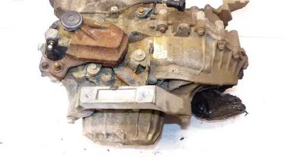 Manual 5 speed gearbox