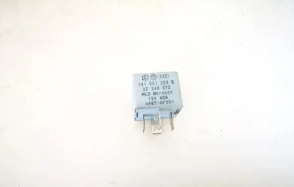 Volkswagen Golf IV Other relay 141951253b 20240072