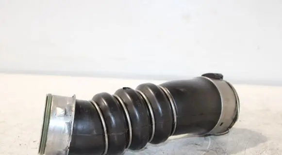 BMW 1 E81 E87 Intercooler hose/pipe 7797480