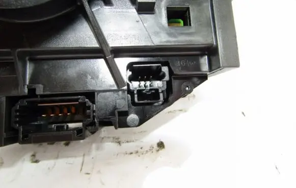 Peugeot 3008 I Multifunctional control switch/knob 96667320XT