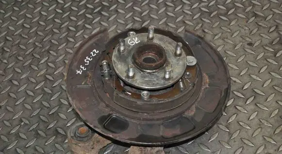 Suzuki Grand Vitara II Rear wheel hub
