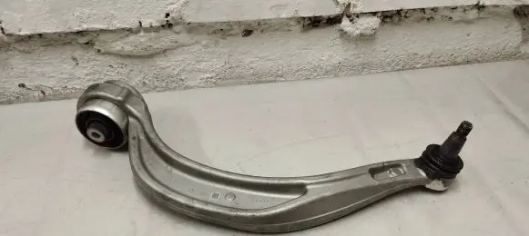 Audi Q5 SQ5 Front lower control arm/wishbone 80a407696d