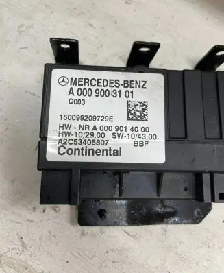 Mercedes-Benz CLK A209 C209 Fuel injection pump control unit/module A0009003101 150099209729E A2C53406807
