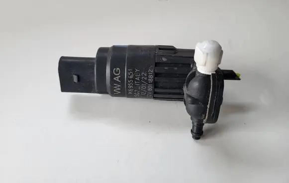 Audi A3 8Y Windscreen/windshield washer pump 1K6955651