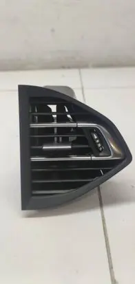 Peugeot 308 Dash center air vent grill 96782700 1304148X