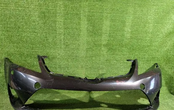 Toyota Avensis T270 Front bumper 5211905210