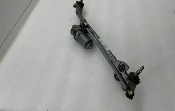 BMW X6 F16 Front wiper linkage and motor 7350336 735033604 AX1590606131