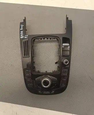 Head unit multimedia control