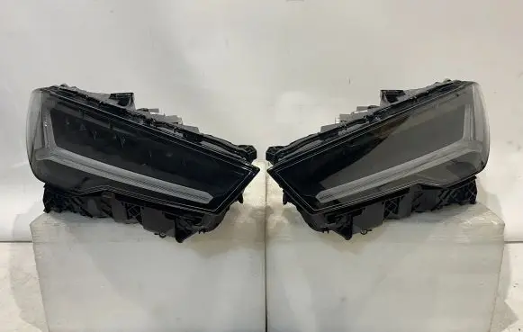 Lamborghini Urus Headlights/headlamps set 4ML941036D