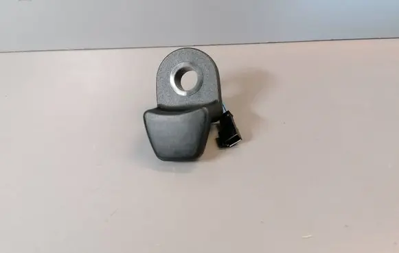 BMW 5 E60 E61 Tailgate glass/window release handle 9200673 61319200673