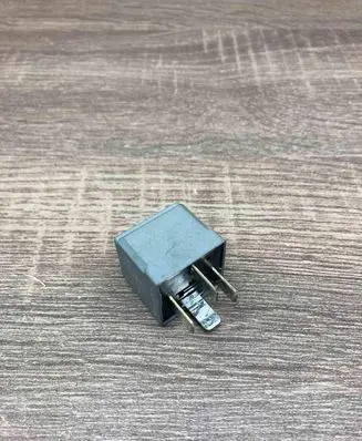 Opel Insignia A Other relay 13500118
