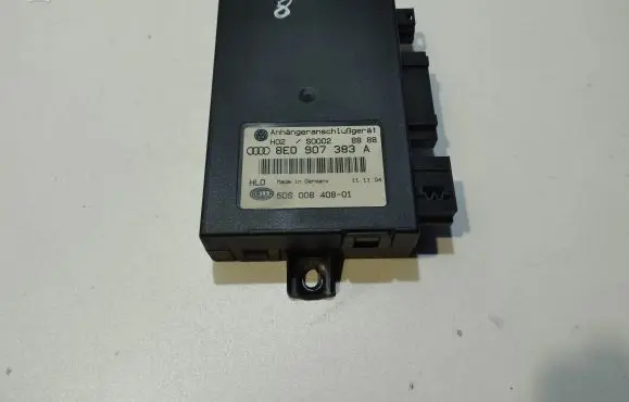 Volkswagen Touareg I Tow bar trailer control unit/module 8E0907383A