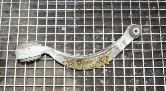 Jaguar XF X250 Front lower control arm/wishbone