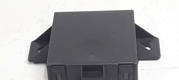 Audi A3 S3 A3 Sportback 8P Alarm control unit/module 1K0907719C