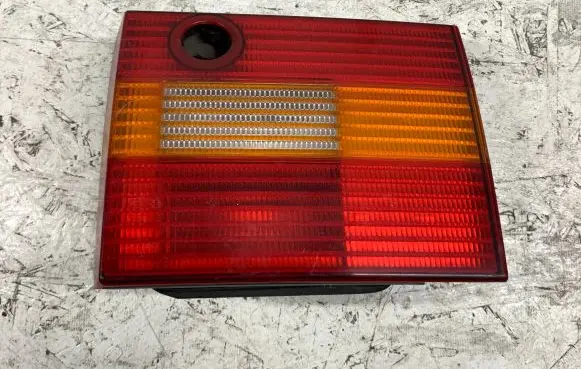 Volkswagen PASSAT B4 Tailgate rear/tail lights 3A9945108