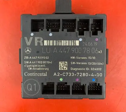 Mercedes-Benz Vito Viano W447 Door control unit/module A4479007806