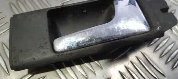 Audi A6 S6 C4 4A Front door interior handle 4A0837020