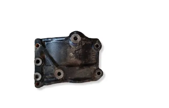 Isuzu D-Max Engine mounting bracket 15120436