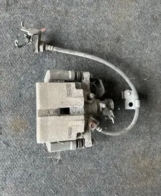 Ford Mustang VI Rear brake caliper FR3C2K328FJ