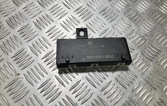 Mercedes-Benz E W238 Tailgate/trunk control unit/module A2139000814