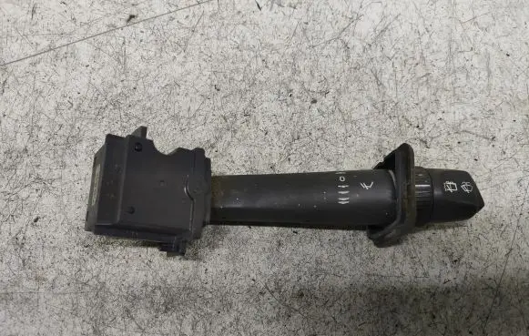 Volvo XC70 Wiper control stalk 9452391