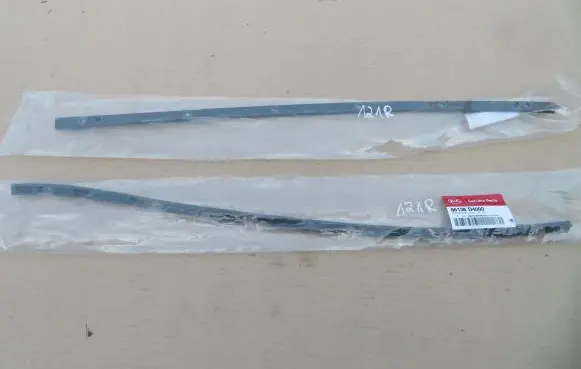 KIA Optima Windshield trim 86138D4000