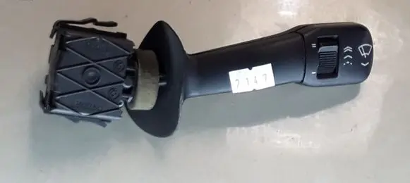 BMW 5 E39 Wiper control stalk 8352013