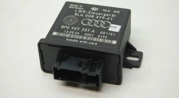 Audi A6 S6 C6 4F Light module LCM 8P0907357A