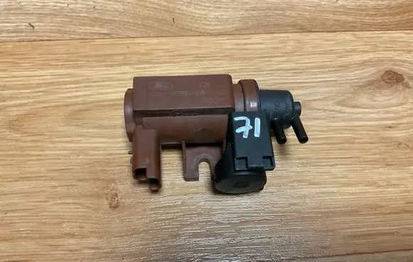 Ford Mondeo MK IV Turbo solenoid valve 6G9Q9E882CA 70177100 10T043