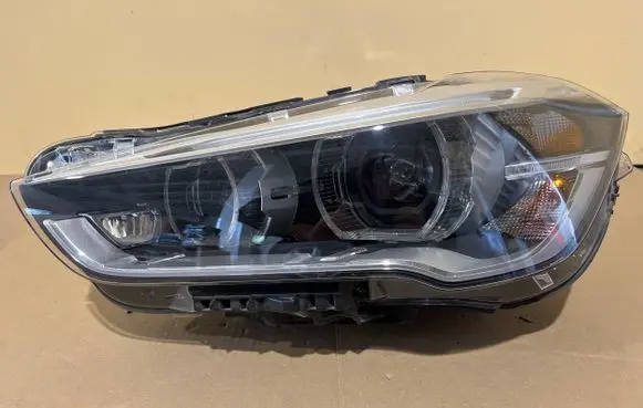 BMW X1 F48 F49 Headlight/headlamp 90089476 7575743 A9257574301