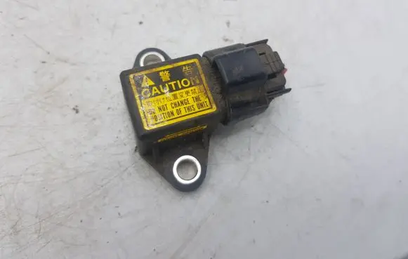Toyota RAV 4 (XA20) ESP acceleration yaw rate sensor 8944160010 4991000410