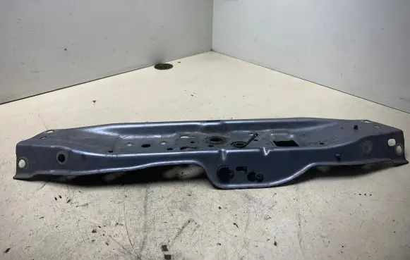 Opel Astra H Top upper radiator support slam panel