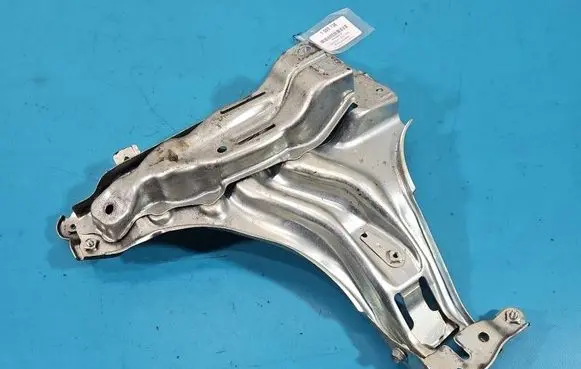Toyota Auris E180 Other engine bay part IMPRK1569138