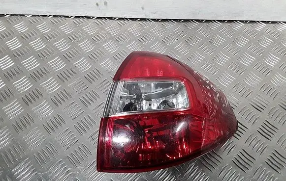 Rear/tail lights