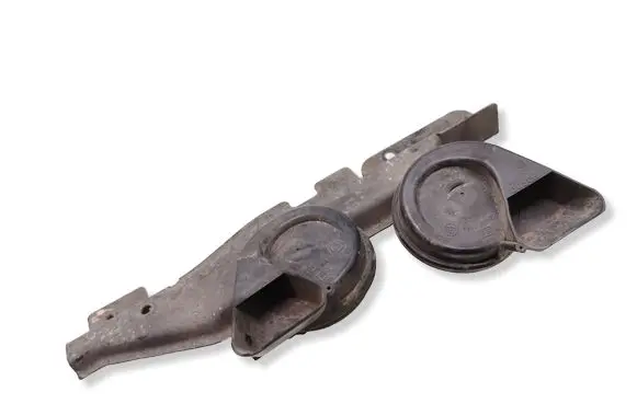 Audi Q7 4L Horn signal 4L0951221A